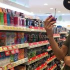 Expertas coinciden en que superar el miedo a comprar condones requiere tiempo, práctica y, sobre todo, un cambio de perspectiva.