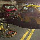 Unidades de rescate trabajaron durante la madrugada para atender el siniestro en Cunchibamba, norte de Ambato.