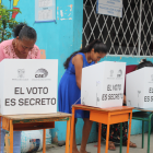 El CNE comenzó la entrega de certificados de votación definitivos desde el 4 de agosto de 2025, tras las elecciones generales en Ecuador.
