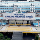 El hospital de especialidades Carlos Andrade Marín, es el más grande del país y el que más gastos tiene.