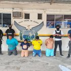 Los detenidos son tres hombres y una mujer.