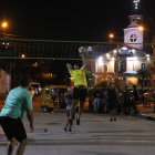 Jornada de ecuavóley en la cancha de Lomas de la Alborada.