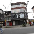 En esta esquina de la avenida Abraham Calazacón se produjo el crimen múltiple.