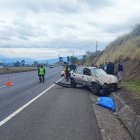 El policía murió al instante.