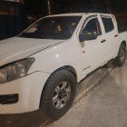 Esta es la camioneta blanca 4x4 en la que se habría cometido el crimen de José Luis Ceicedo, ex presidente del GAD de Chinca.