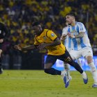 Niño Moi es pieza clave en la Tricolor y uno de sus capitanes.