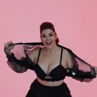 La Colo es presentadora en el programa Ídolo TV.