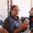 El ministro del Interior llegó a Guayaquil para ofrecer los detalles de la captura de alias Topo.