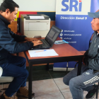 El SRI lleva brigadas a distintos puntos de Ecuador para atender personal y directamente a contribuyentes.