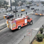 En el sitio quedaron señas generadas por la quema de neumáticos. Así se veía durante la protesta.