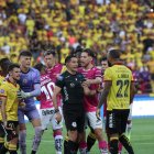 Barcelona SC fue humillado 3-0 de local ante Independiente del Valle.