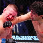 Adrián Luna (der) y Mark Volgdin (izq) dejaron todo en su combate. Ambos consiguieron contrato con UFC.