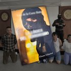 Durante el secuestro, los criminales subieron a sus víctimas a un vehículo negro tipo SUV y se marcharon con dirección al norte.