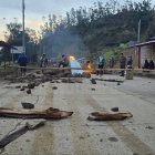 Una mujer murió asfixiada durante las manifestaciones en Loja.