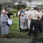 Las mojas se asustaron cuando los policías las desalojaron.