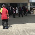 Dos personas que resultaron heridas en el sector 50 Casas, fueron trasladadas al hospital Delfina Torres de Concha.