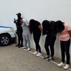 Los sospechosos fueron aprehendidos en poder de un carro y otros elementos.