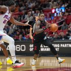 Terry Rozier de los Miami Heat (d) es uno de los implicados.