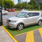 Existen pocos puntos de carga para vehículos eléctricos en el Ecuador.