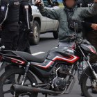 El motociclista aseguró que trabaja en una entidad financiera.