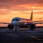 Pasajeros podrán volar desde Cuenca hasta las Islas Galápagos con LATAM Airlines Ecuador, gracias a la nueva ruta Cuenca–Quito–Baltra aprobada por el MIT.