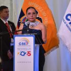 Diana Atamaint, presidenta del CNE.