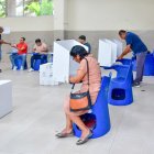 Conoce qué se vota hoy en Ecuador.