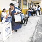 El Gobierno tuvo su primer revés en la consulta popular del domingo 16 de noviembre.