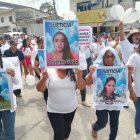 Las familias de ambas víctimas realizaron un plantón para exigir justicia.