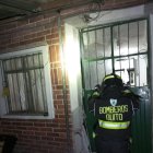 Los bomberos de la capital atendieron la emergencia en el sur de la ciudad.