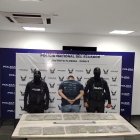 El detenido y la droga fueron presentados por la Policía Nacional.