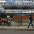 Una de las víctimas fue trasladada al hospital Enrique Garcés, en el sur de Quito.