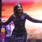 Cecy Narváez prendió las fiestas de Quito en la plaza de San Francisco.