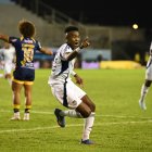 Luis Castillo fue el autor del gol que dio la victoria a Emelec ante Delfín.
