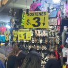 En la Bahía hay ropa interior desde $1 y relojes desde $5.
