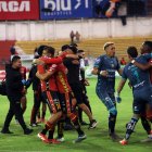 Deportivo Cuenca celebró la clasificación a la Copa Sudamericana 2026.