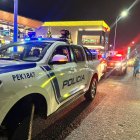 El hombre que fue atacado en el parqueadero de un centro comercial murió en una clínica.