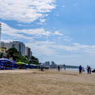 Feriados en Ecuador, una oportunidad para viajar por el país, como a las playas de Manta.