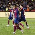 El internacional portugués (c) ya jugó en el Barça durante la temporada 2023-2024