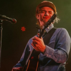 El actor y músico Joe Keery, conocido por Stranger Things, lidera las listas de Spotify con su tema viral 'End of Beginning'.