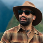 Arcángel durante su visita a Machu Picchu (Perú) mientras trabajaba en su próximo álbum al que llamó La 8va Maravilla.