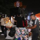 Esta zona se llena de visitantes y comerciantes desde, aproximadamente, las 17:00.