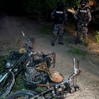 En el lugar también se encontró las dos motos incineradas