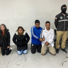 Dos hombres y dos mujeres fueron detenidos por extorsión, en Tumbaco, Quito.