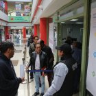 Al Centro Comercial La Manzana llegan los contribuyentes que tienen dudas sobre el cobro.