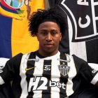 Ángelo Preciado saltó como titular en el 'Clásico' entre Cruzeiro y Atlético Mineiro, pero no pudo terminar el encuentro.