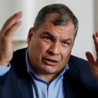 Rafael Correa respondió a Marcela Aguiñaga en redes sociales.