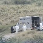 Los cadáveres fueron retirados del lugar tras confirmarse que fueron baleados.