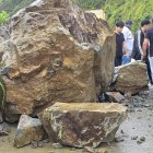 La caída de rocas en el Km.89 de la vía Cuenca-Molleturo-Puerto Inca se registró el pasado 7 de febrero.