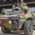 La entrega de los blindados M1117 se realizó en la Base Militar de Tolemaida con autoridades de ambos países